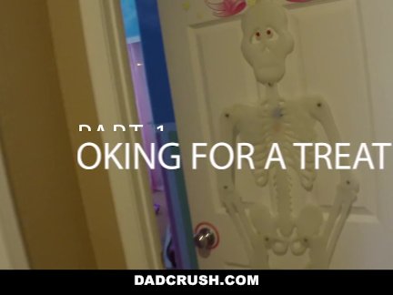 DadCrush - Hot Teen Seduces And Fucks Step-DAD